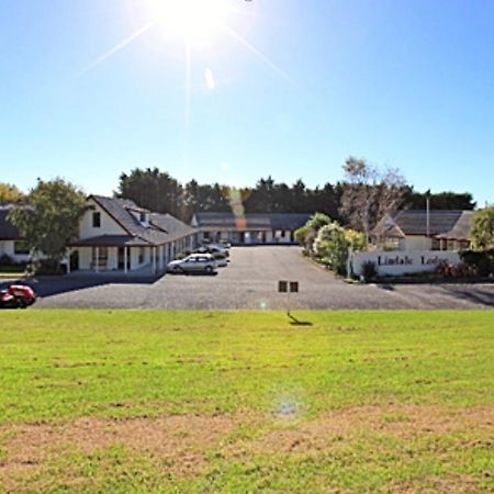 פאראפאראומו Kapiti Lindale Motel And Conference Centre מראה חיצוני תמונה